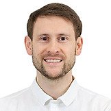 Врач Эйзенбраун Роман Евгеньевич