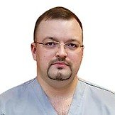 Врач Тосканов Максим Николаевич